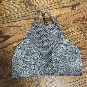 Victoria sport sports bra